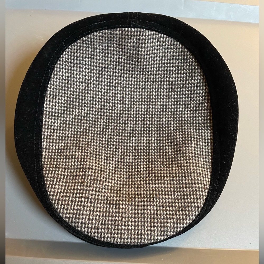 Classic  Black Velvet & Gray Herringbone Wool Flatcap Mens M/L Cabbie Newsboy
